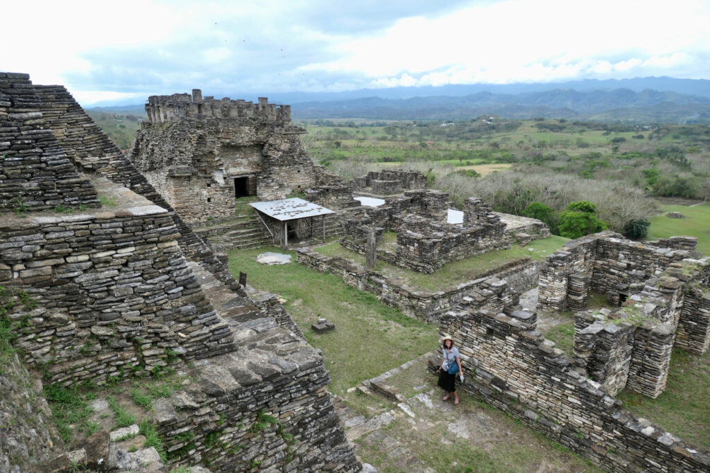 Toniná road trip through Mexico archeological site