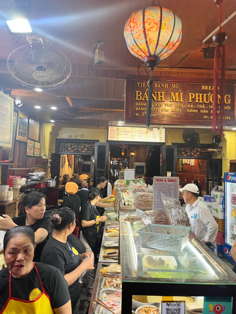 Banh Mi explore Vietnam Hoi An food tour