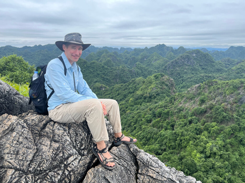 Hiking in Halong Bay